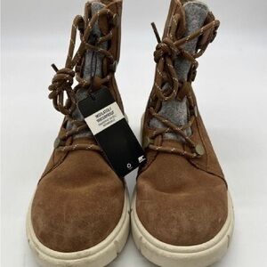 Sorel Men's Tan Suede Boots